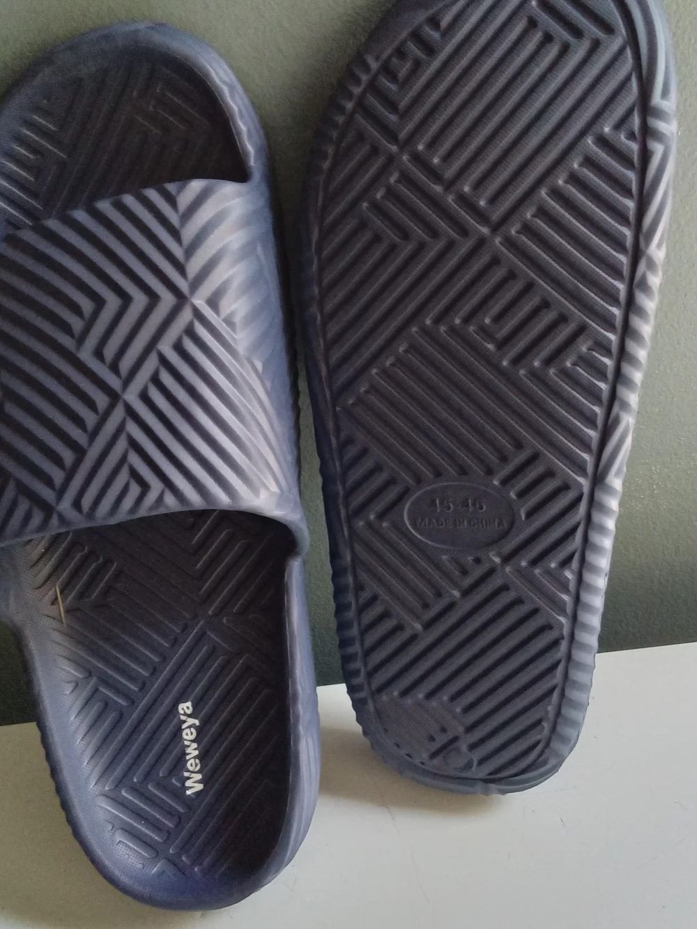 Weweya Navy Blue Recovery Slides Men Size 11-12 Textured EVA Comfort Sandals